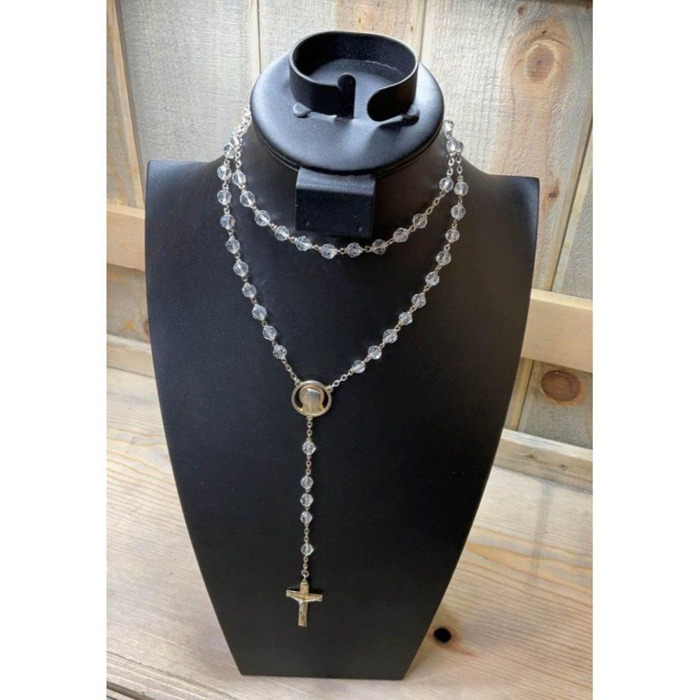 𝅺CLEAR crystal rosary beads with gold tone cross - Picture 5 of 9